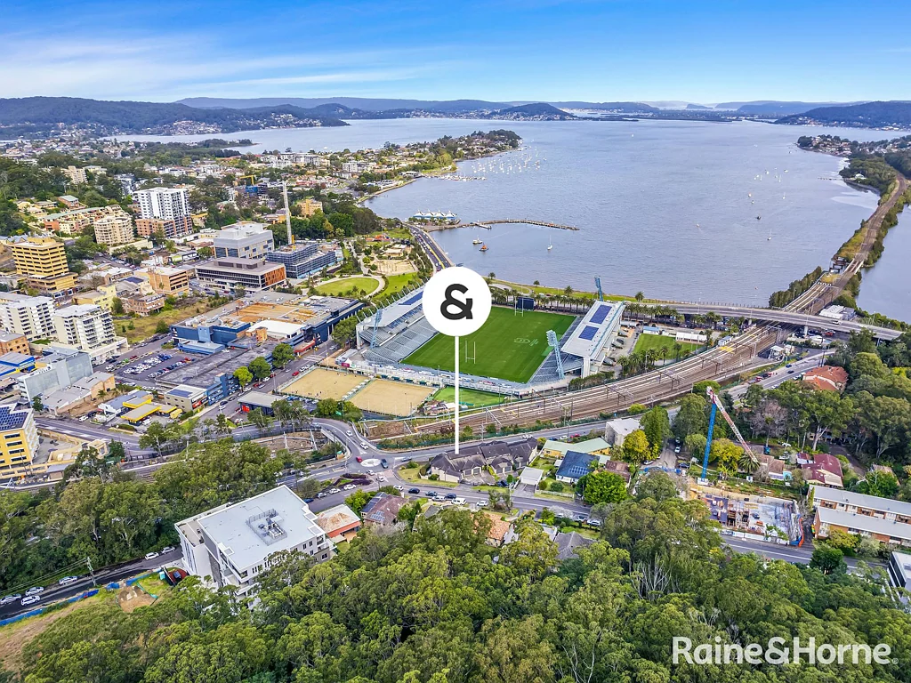 2/71-73 Donnison Street West, Gosford, NSW 2250