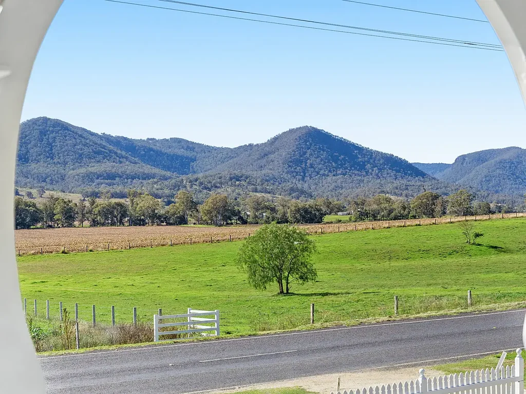 Killarney 4Moenga SUPERB HALF ACRE, SUPERB NORTHERLY OUTLOOK TO THE MOST ENVIABLE VIEW...