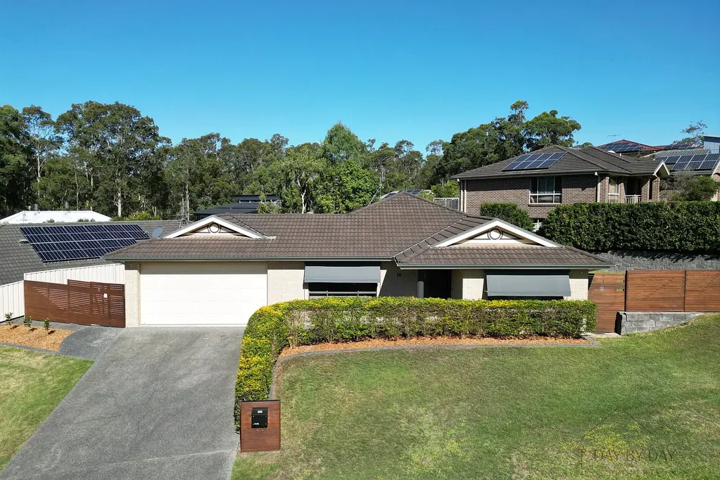 20 Prestwick Street, Fletcher, NSW 2287