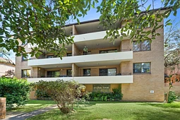 1/40-42 Martin Place, Mortdale