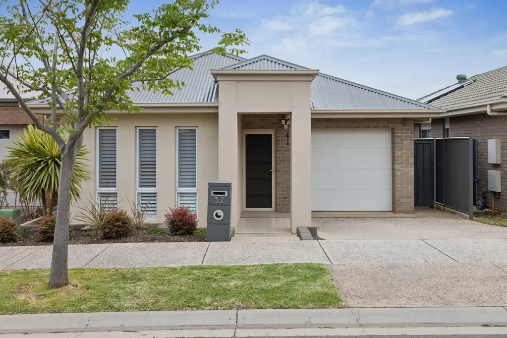 Blakeview 3房  Modern, Effortless Living Awaits