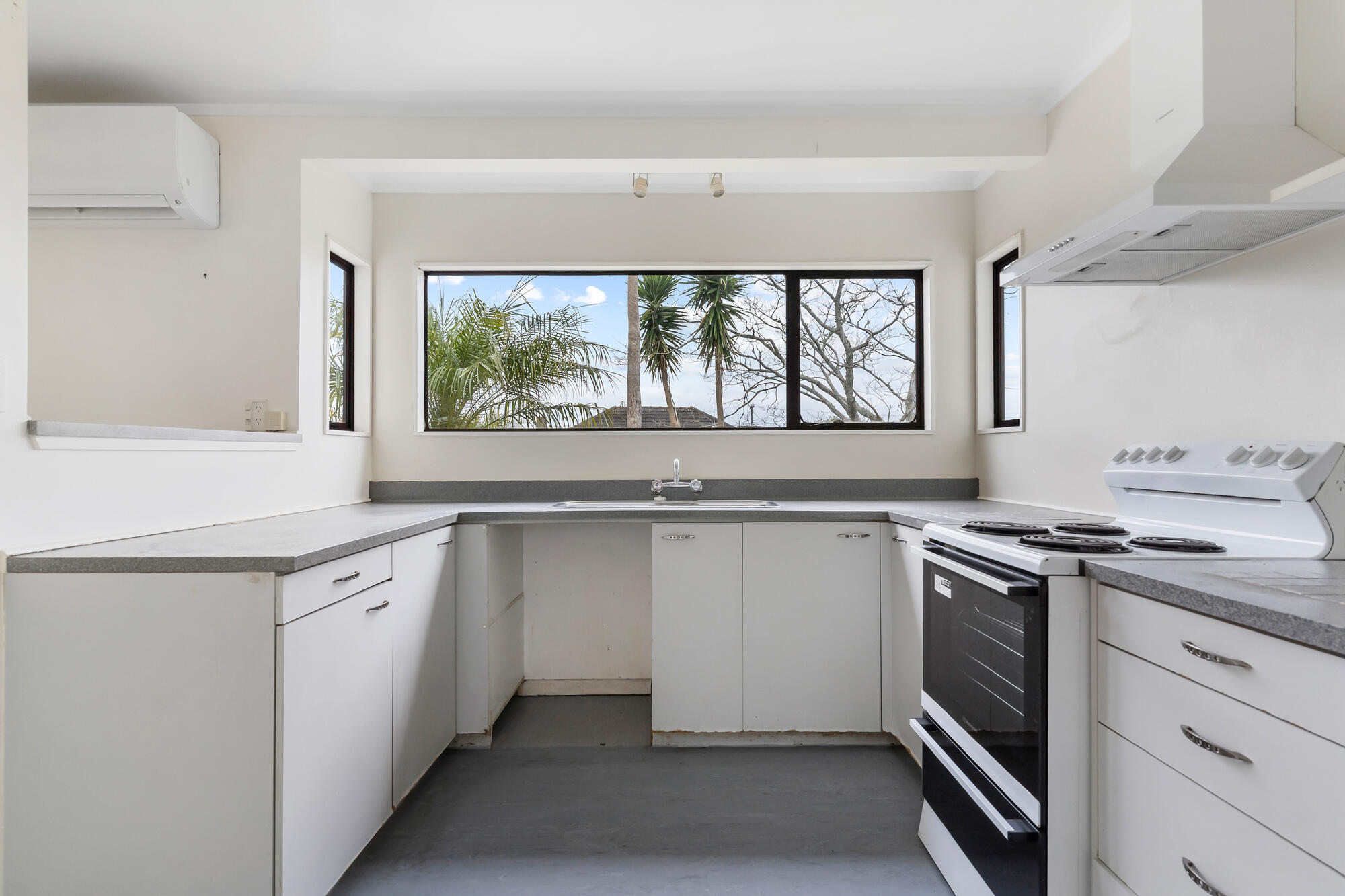 1/10 Vodanovich Road, Te Atatu South, photo 4