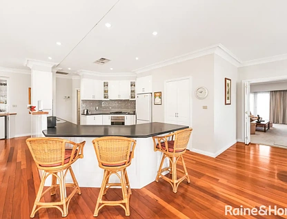 20 Bandalong Street, Tamworth, Tamworth, 4 ਕਮਰੇ, 2 ਬਾਥਰੂਮ, House