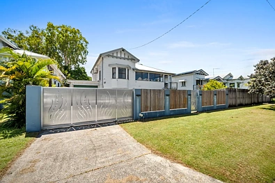 Parramatta Park 4Habitaciones Offering High Returns for Investors | Flexible City-Fringe Living | Space, Solar & Potential
