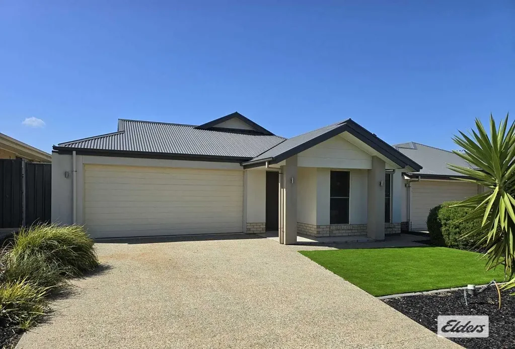 30 Blanche Parade, Hindmarsh Island, SA 5214