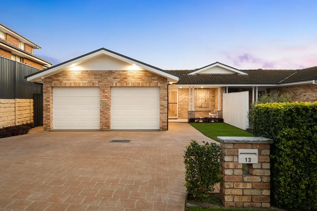 Castle Hill 3침실 Turnkey Luxury in the Prestigious Balintore Estate