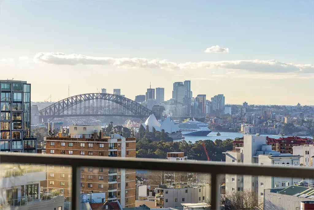 Darlinghurst 3chambre House-like north-facing residence with iconic Sydney views