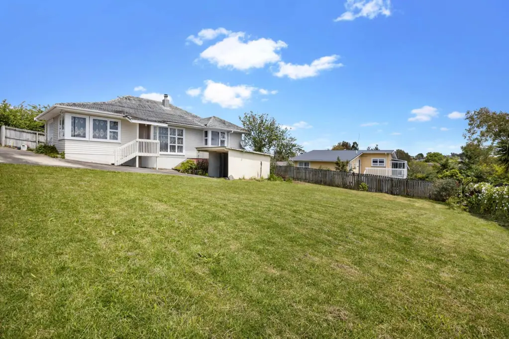 Mount Roskill 3房  Huge 976m² of land value for future capital gain!