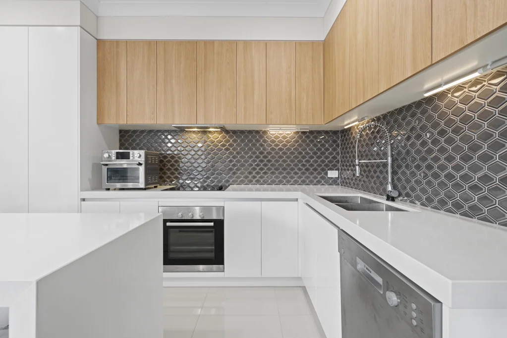 Calamvale 4غرفة نوم Flawless Executive Living within Stretton College Catchment - Proudly Owner-Occupied