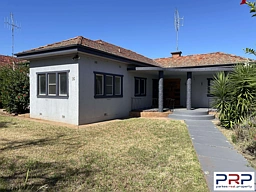26 Caswell Street, Peak Hill