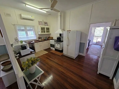 7 Marginata Crescent, Dwellingup, WA 6213, 3房, 2浴, House