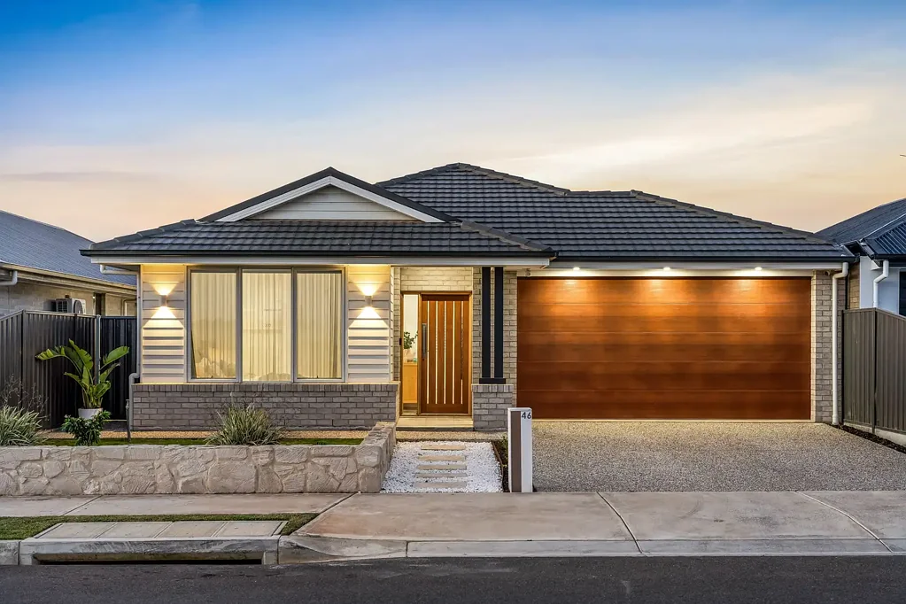 Contemporary Executive Living in Gillman