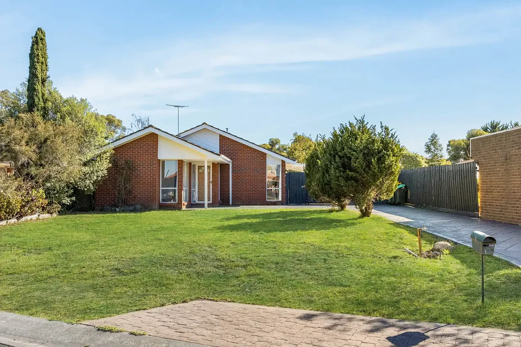 17 Wesley Court, Sunbury, VIC 3429