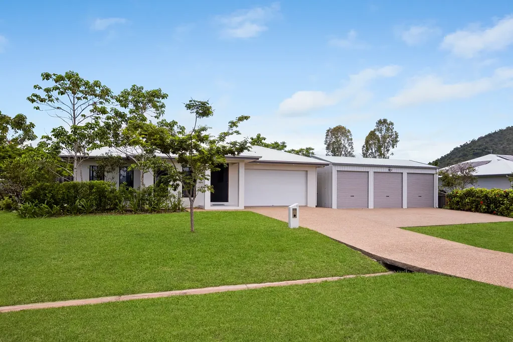 10 Crystal Crescent, Alice River, QLD 4817