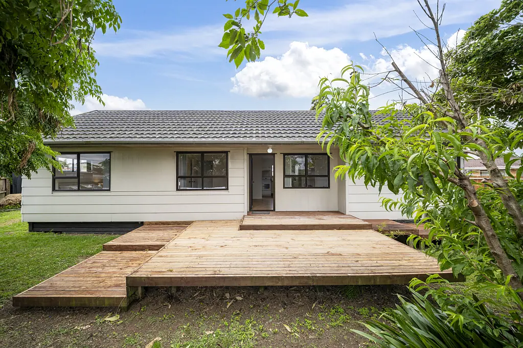 2/12 Edmund Hillary Ave, Papakura, Auckland