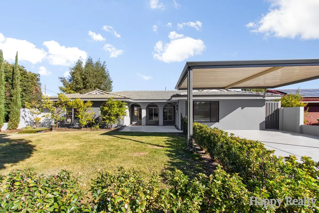Bull Creek 4બેડરૂમ Immaculately Renovated Haven at 84 Endeavour Avenue, Bull Creek