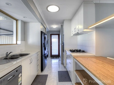 45 Aristos Way, Marangaroo, WA 6064, 4 રૂમ, 1 બાથરૂમ, House