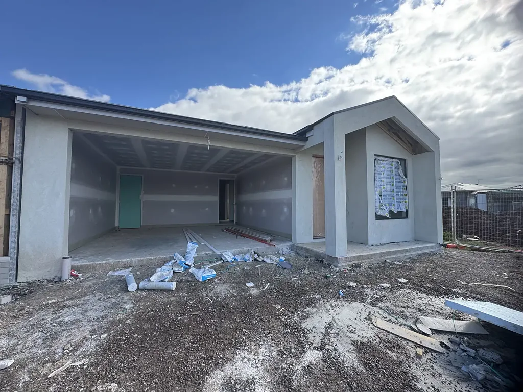 Deanside 4chambre Brand New Living, Perfectly Positioned
