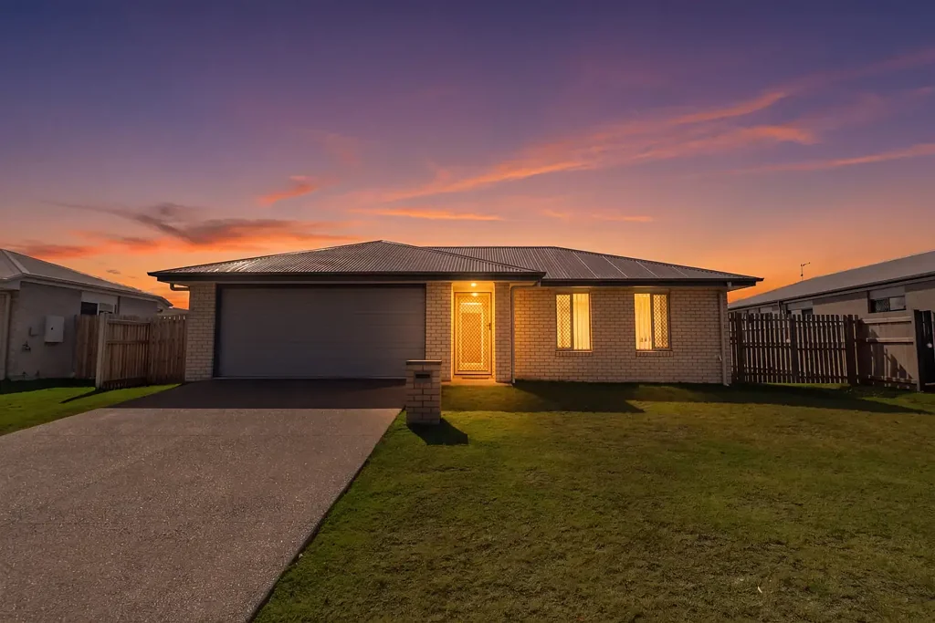 Eli Waters 4ਬੈੱਡਰੂਮ Modern Living Opposite Bushland