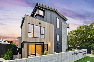 18A Stratford Avenue, Milford, North Shore City