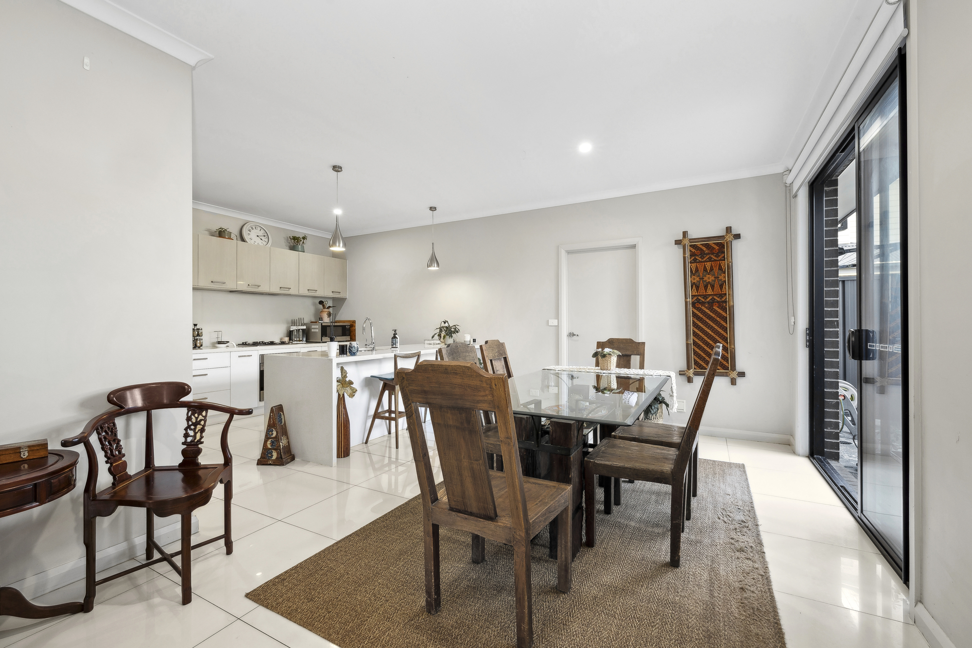 27 MORSHEAD AV, MOUNT WAVERLEY VIC 3149, 0 habitaciones, 0 baños, Townhouse