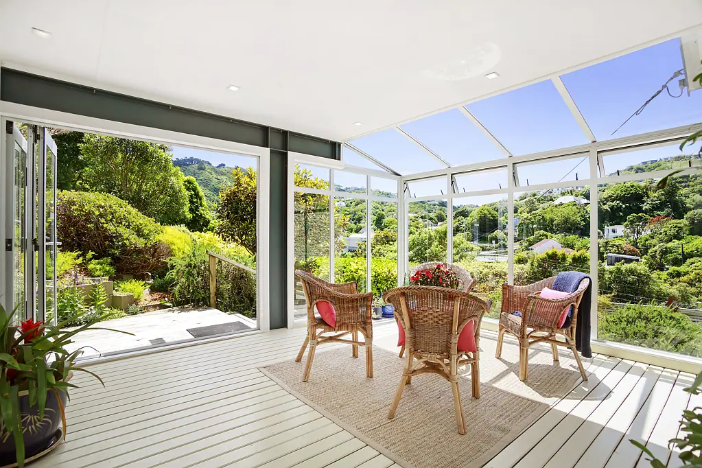 16 Delhi Crescent, Khandallah, Wellington