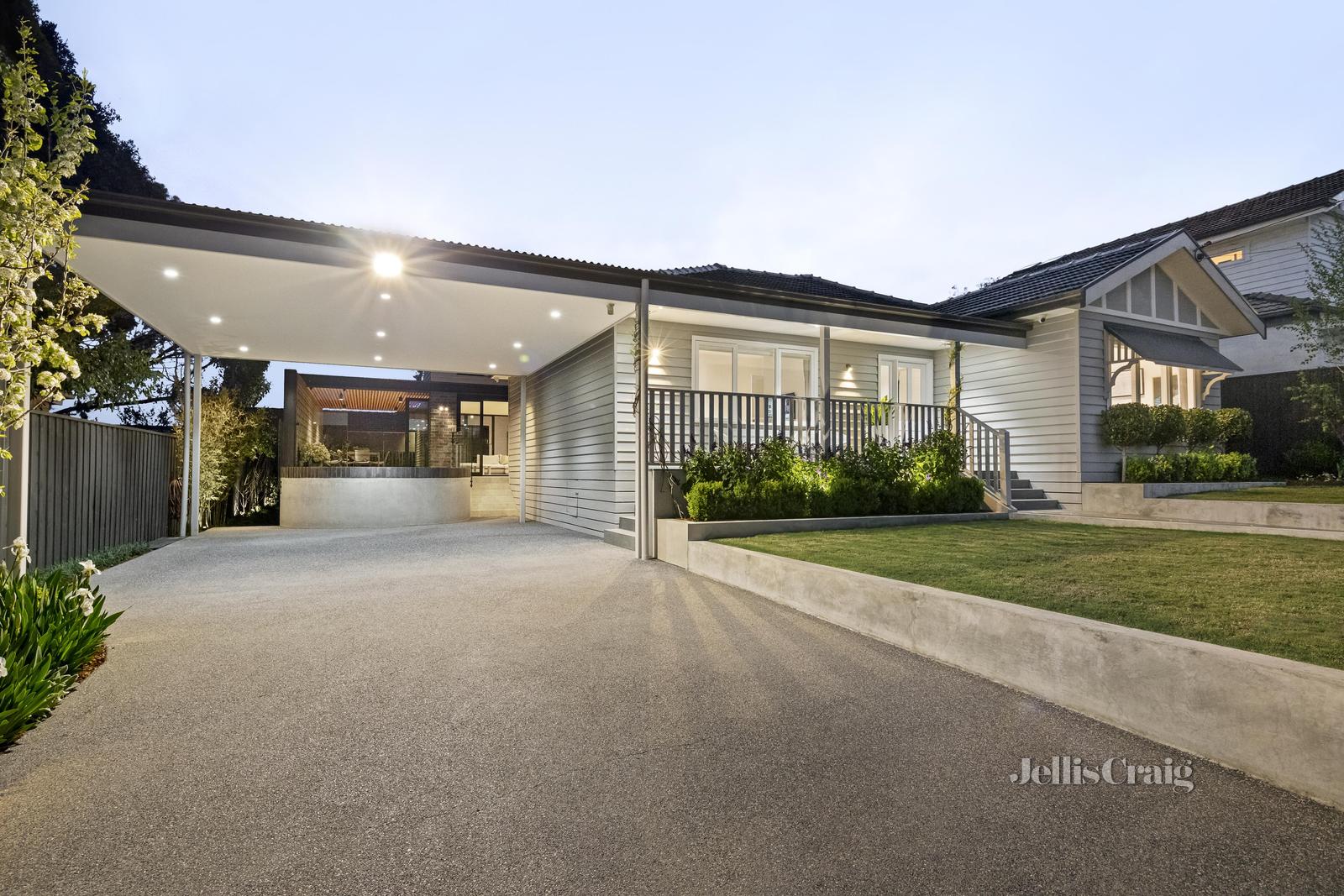 15 MOORWATHA ST, MACLEOD VIC 3085, 0 rūma, 0 rūma horoi, House