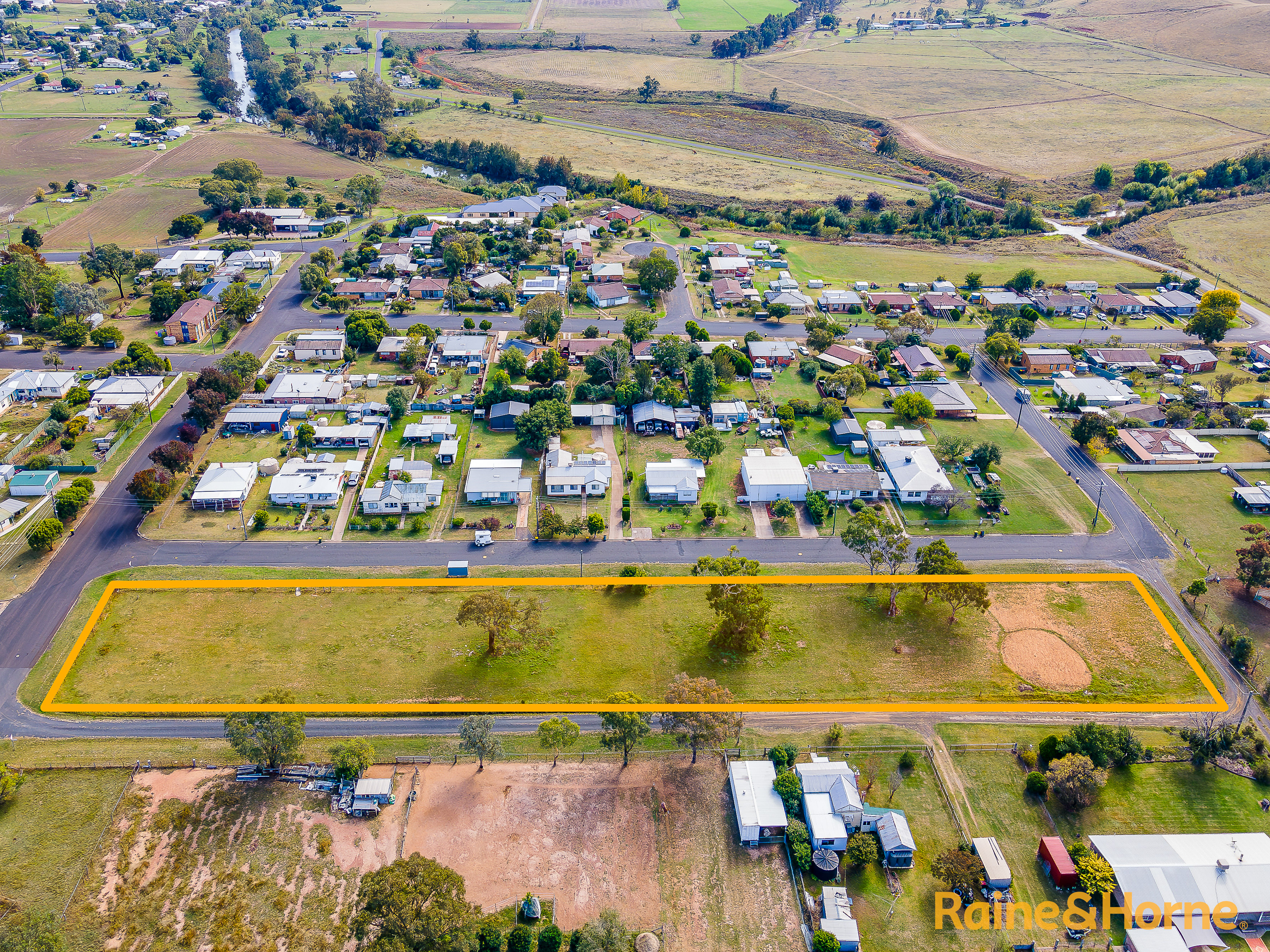 1-17 LOWCOCK AV, BARRABA NSW 2347, 0房, 0浴, Section