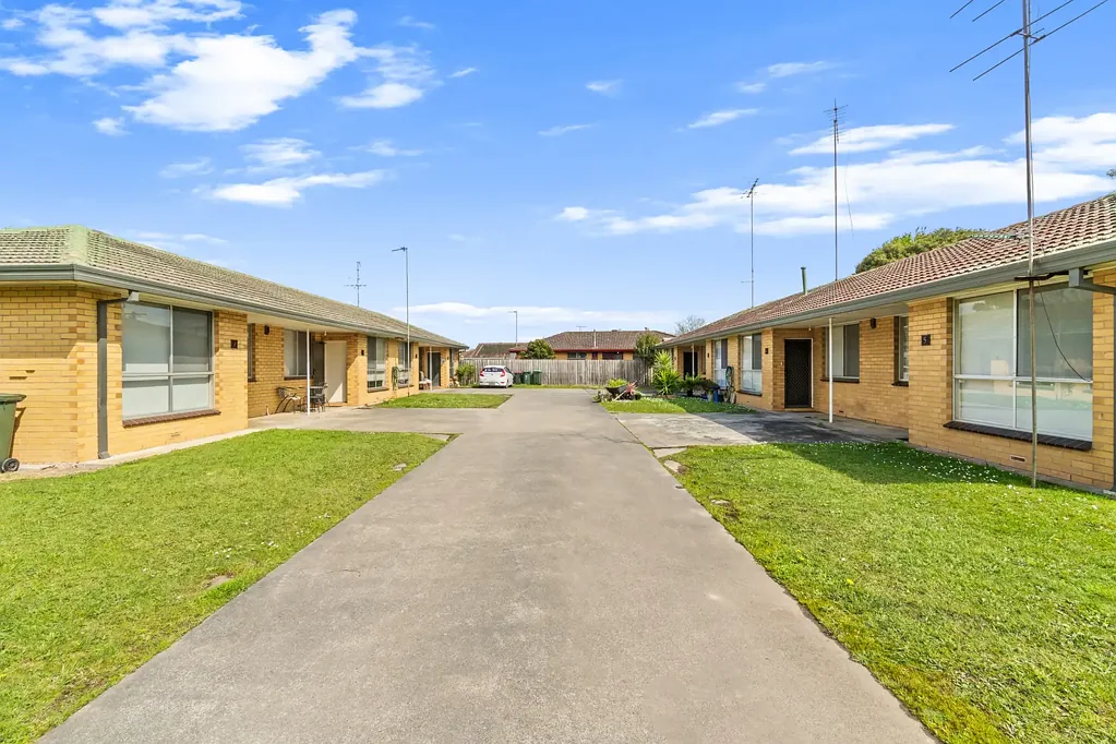 1+2 Blundell Court, Traralgon, VIC 3844