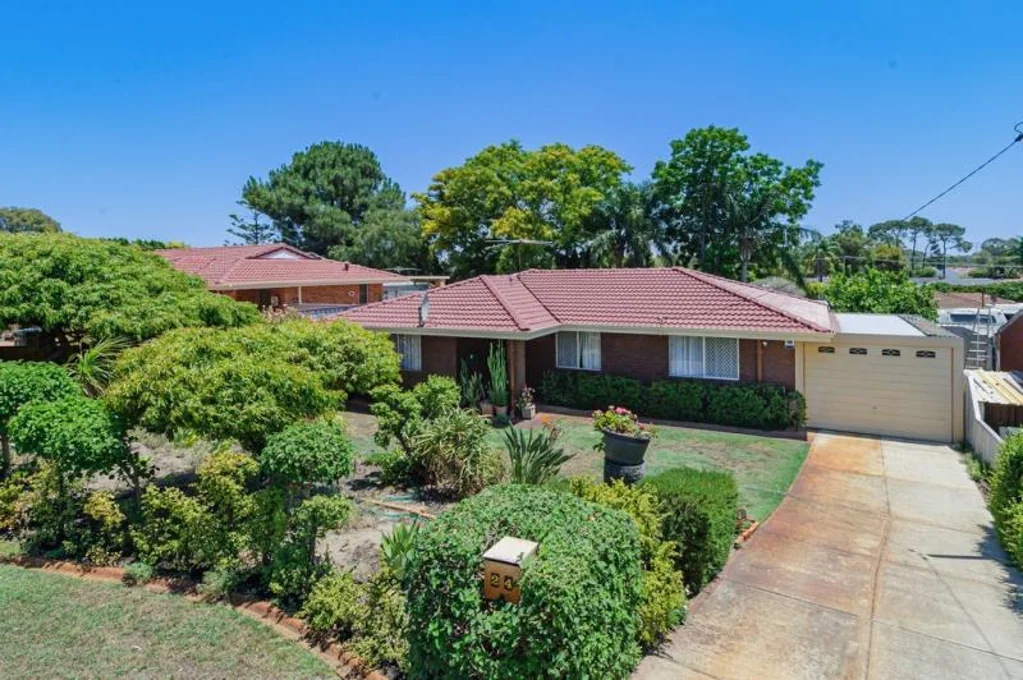 Lockridge 3 Bedroom WHAT A BEAUTY!