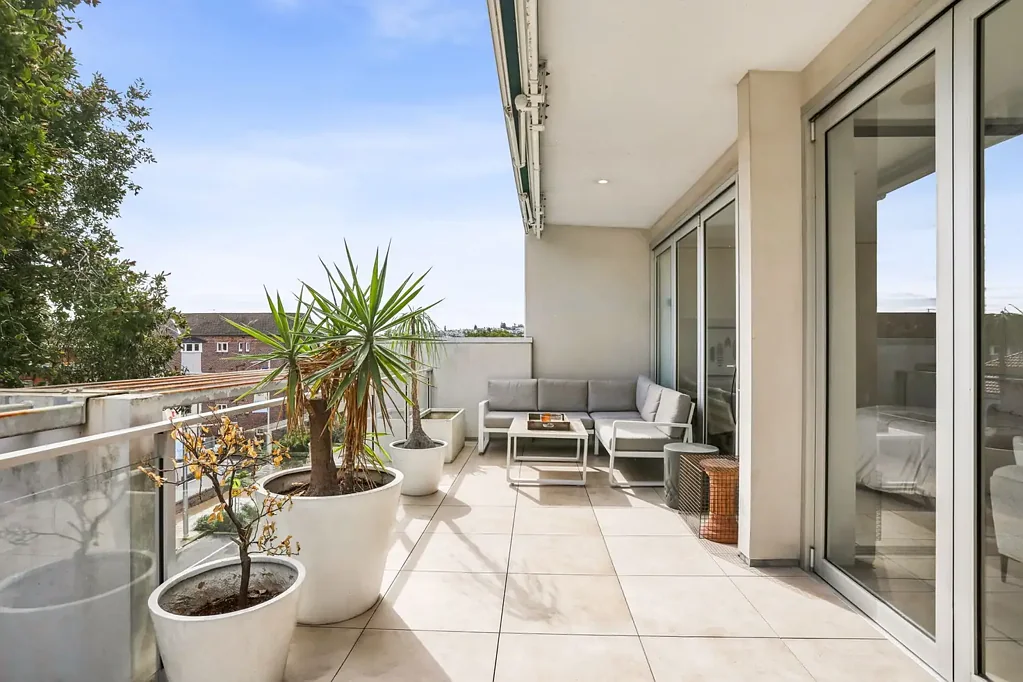 Bondi Beach 1બેડરૂમ Top-Floor Entertainer In Enviable Lifestyle Hub