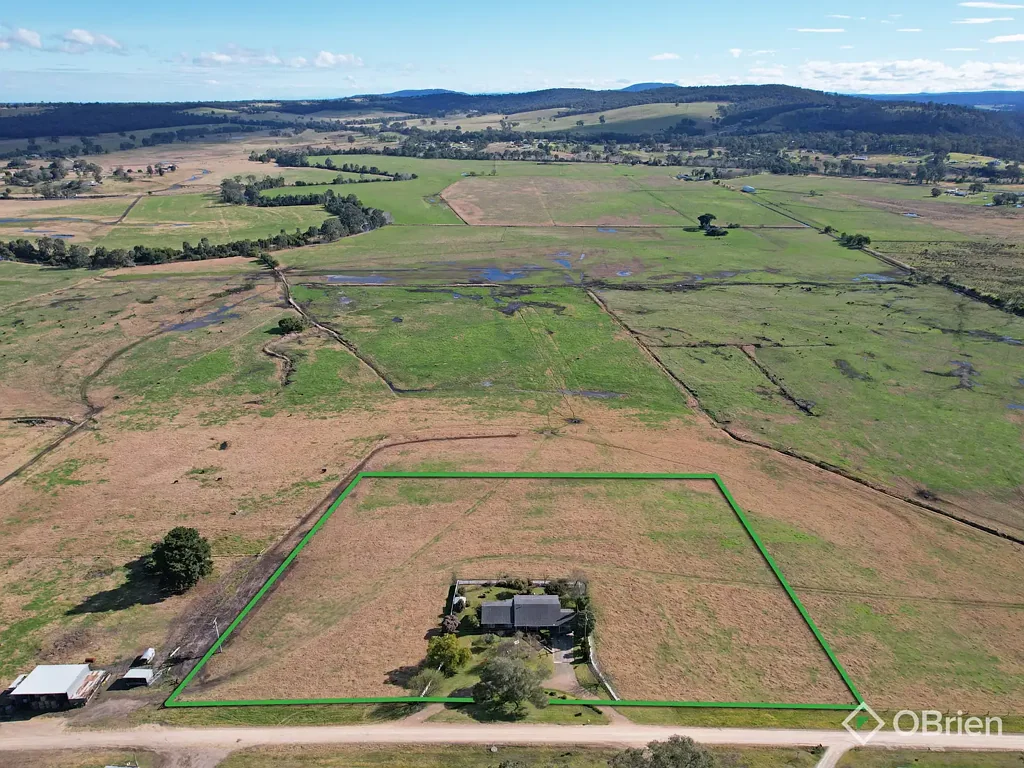 Sarsfield 3침실 Charming Acreage Retreat Just Minutes from Bairnsdale.