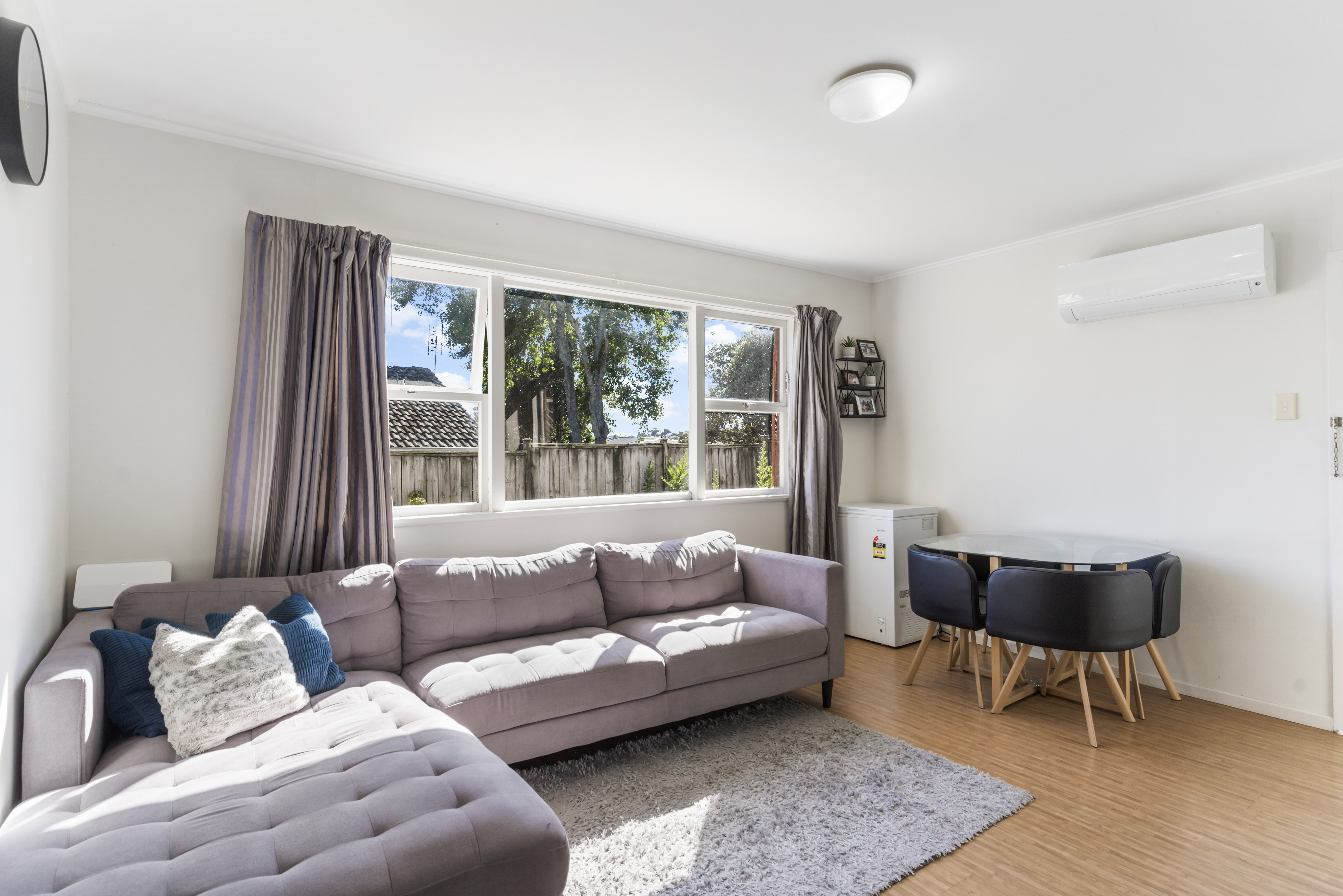 2/19 Gowing Drive, Meadowbank, Auckland, 2 રૂમ, 1 બાથરૂમ, House