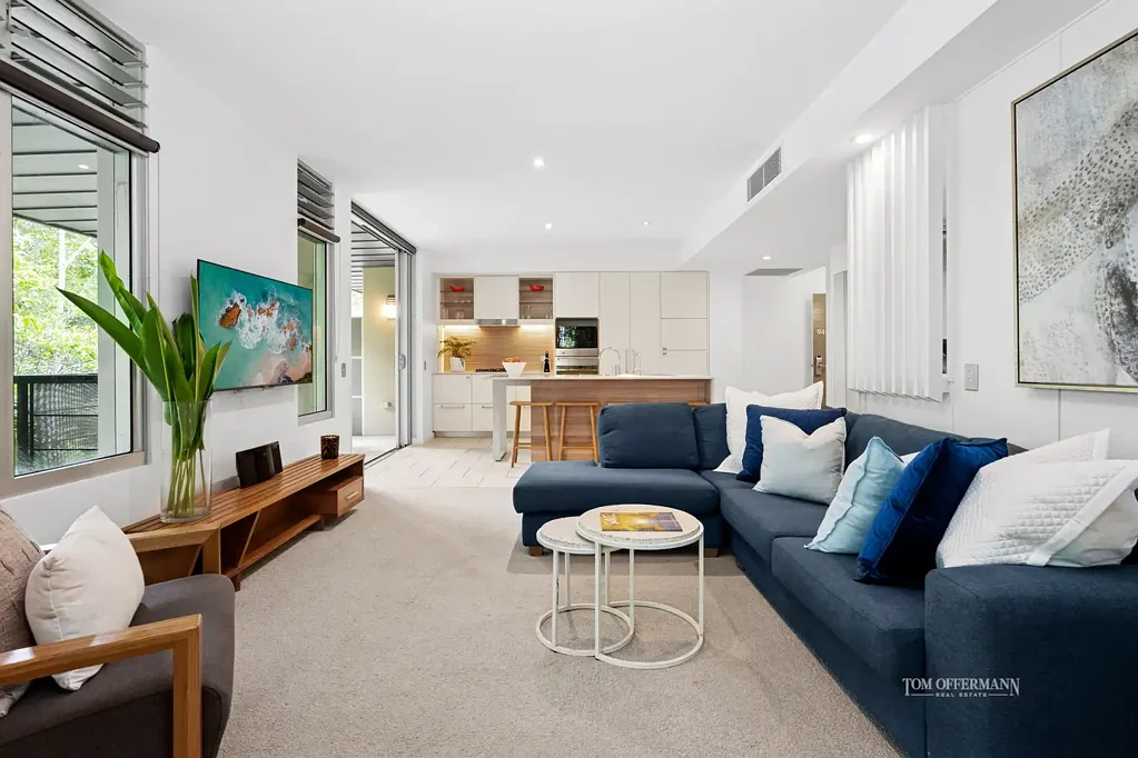 Noosa Heads 2Moenga Sizzling Prize for Astute Investor 5-Mins to Hastings Street