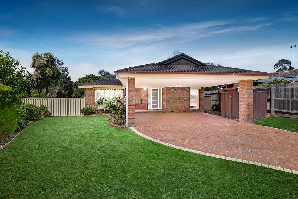13 Melanie Close, Wantirna South, VIC 3152