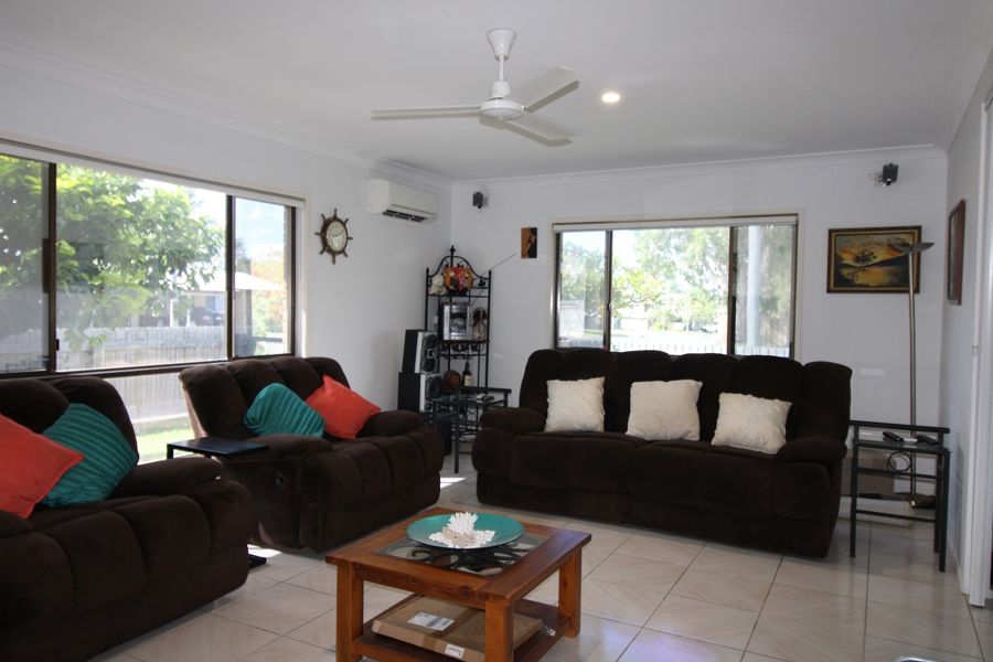 37 MELALEUCA ST, SLADE POINT QLD 4740, 0部屋, 0バスルーム, House