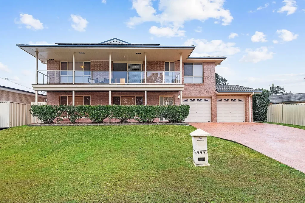 Wyee Point 5Moenga The Ultimate Family Entertainer - Space, Style and a Poolside Lifestyle!