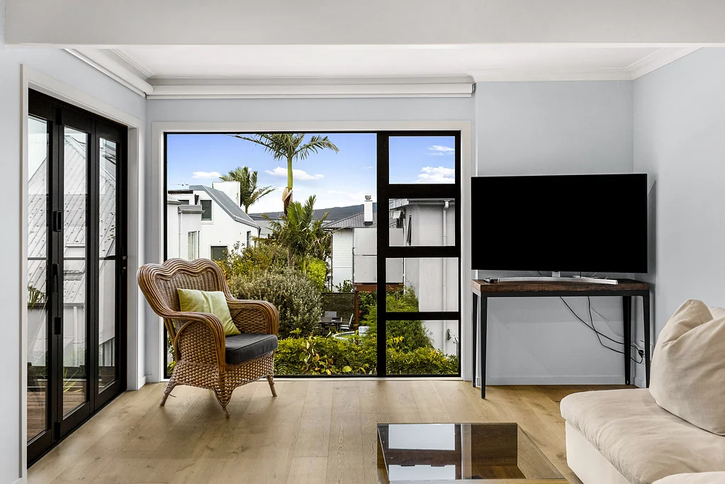 2/41A Ronaki Road, Mission Bay, Auckland City, Auckland