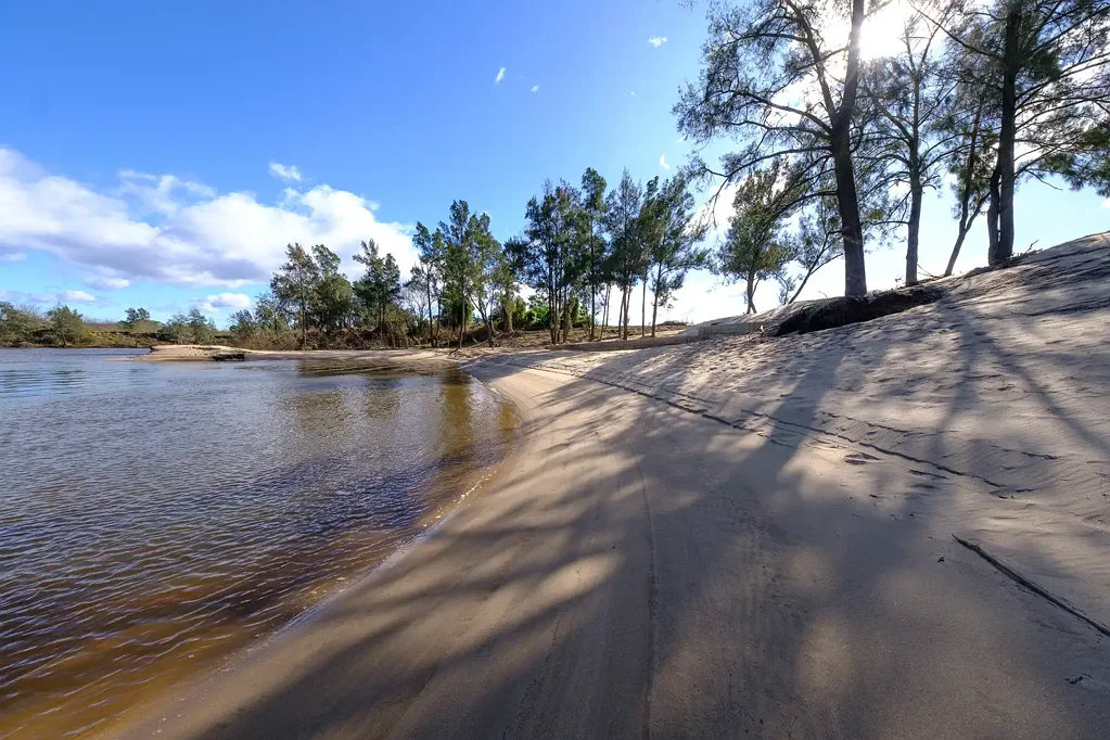 Wilberforce Life's a Beach on Landmark Wilberforce Property