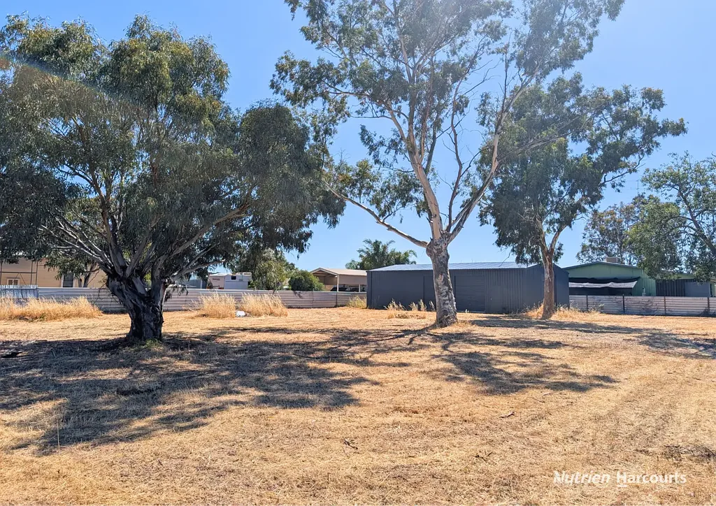 Kellerberrin 1,670SQM RESIDENTIAL LAND WITH NEW SHED - WATER CONNECTED, TWO SEPARATE TITLES