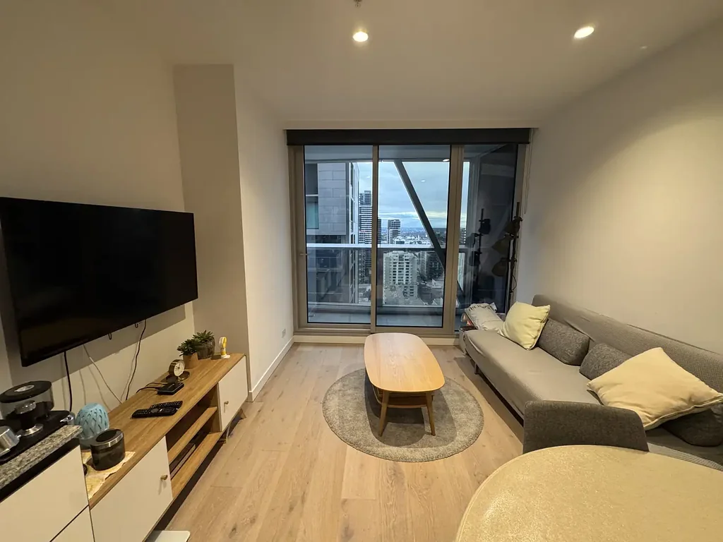 Rooming House – Furnished Master Bedroom at West Side Place