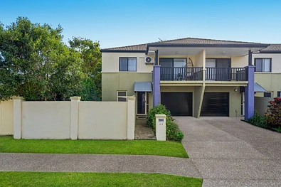 Redcliffe 3 Slaapkamer Serenity Awaits