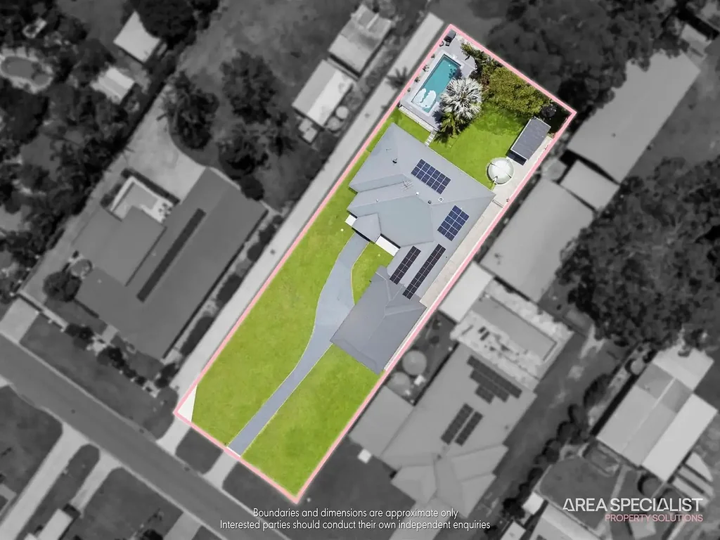 Jacobs Well 6 Bedroom Unrivalled Family Retreat | Dual Living, Huge Block & Stunning Pool