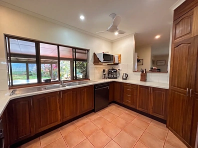 12-13 Wavell Drive, Tinaroo, QLD 4872, 4 chambres, 2 salles de bain, Lifestyle Section