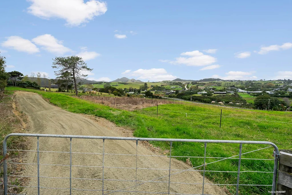 Mangawhai 1.08 hectares - Services at the Building Platform