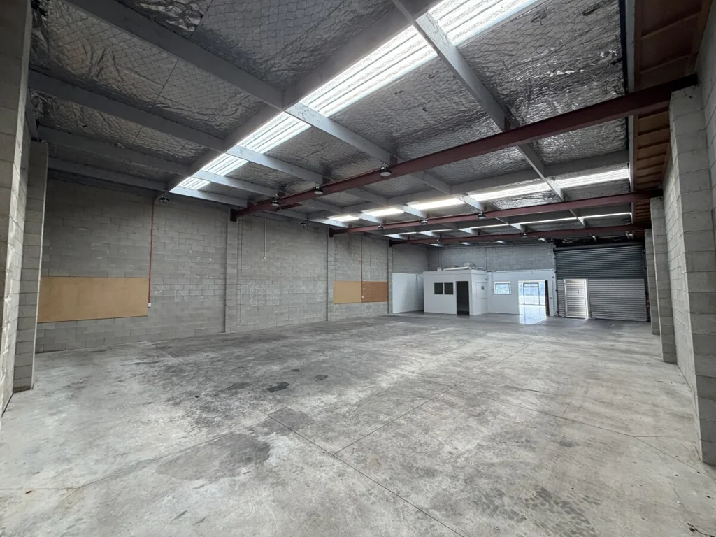 Henderson  High Profile Road Frontage Industrial