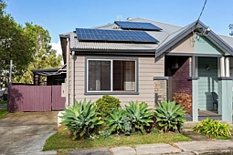 42 Rodgers Street, Carrington