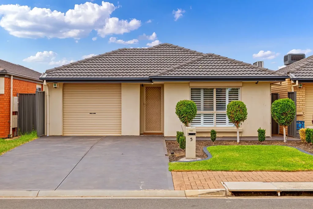 5 Maple Street, Munno Para West, SA 5115