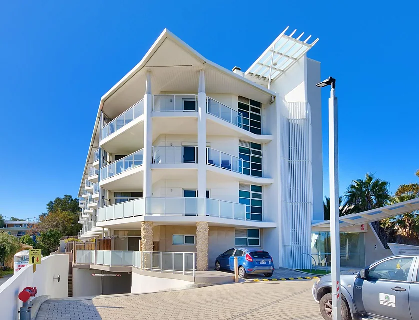 28/272 West Coast Highway, Scarborough, North West Perth, 2 rūma, 2 rūma horoi, Apartment
