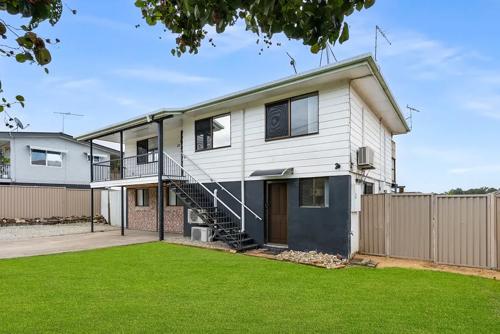 Raceview 3Zimmer Renovated Family Home with Exceptional Space, Shed & Dual-Living Potential